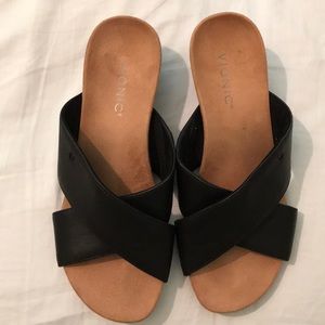 Black Vionic Sandals -Size 9 -Worn Once!